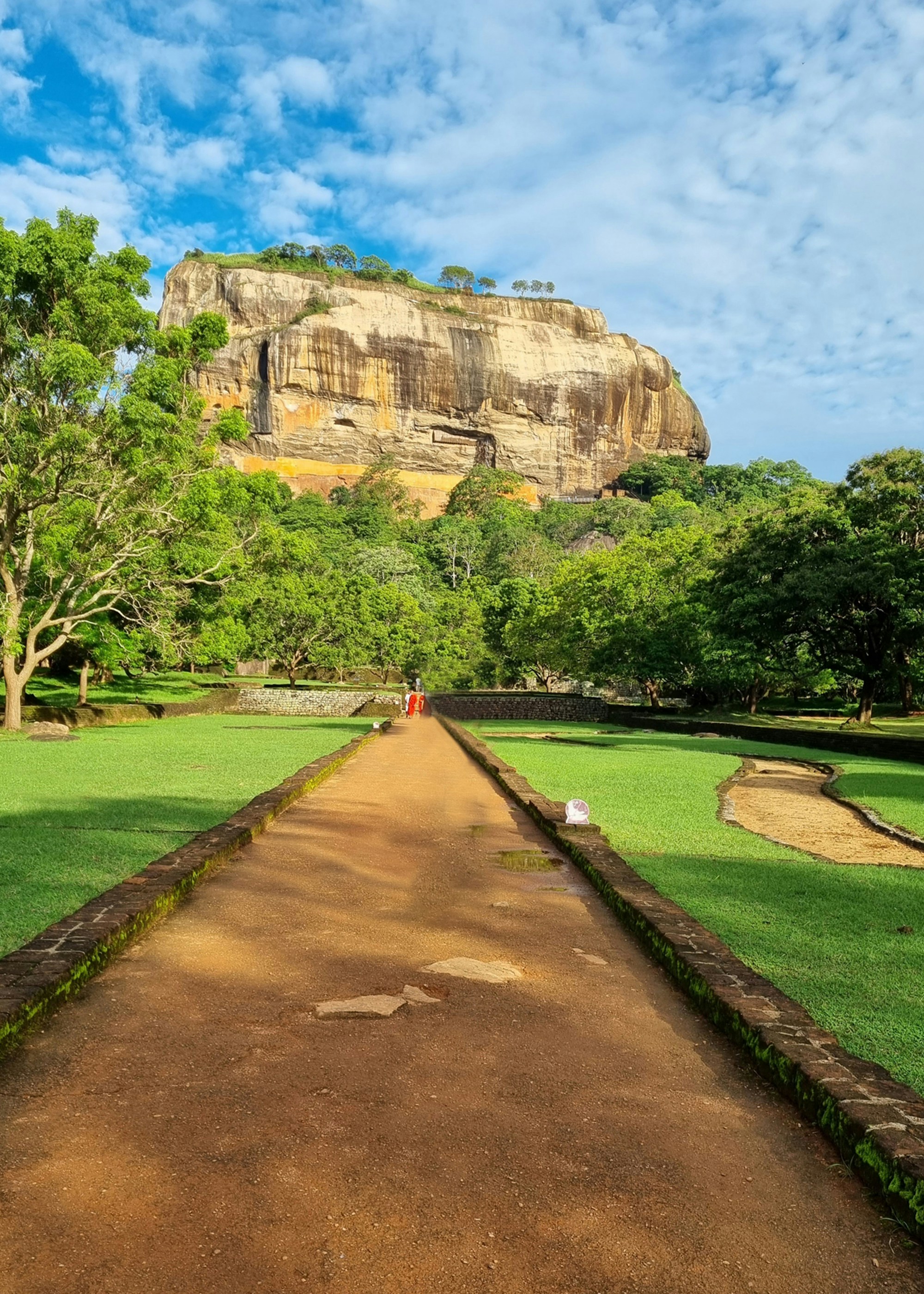 Sigiriya entrance and ticket counter